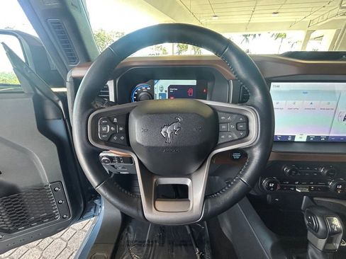 Used 2024 Ford Bronco Outer Banks image 15