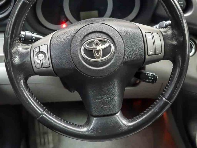 Used 2011 Toyota RAV4 Limited w/ Limited Extra Value Pkg AWD/4WD image 15