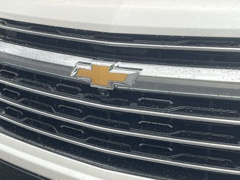 New 2025 Chevrolet Traverse High Country FWD image 33