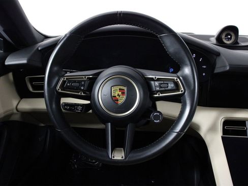 Used 2022 Porsche Taycan 4S image 12