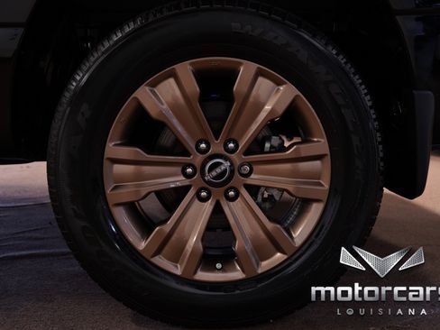 Used 2024 Nissan Titan SV w/ SV Bronze Edition Package AWD/4WD image 21