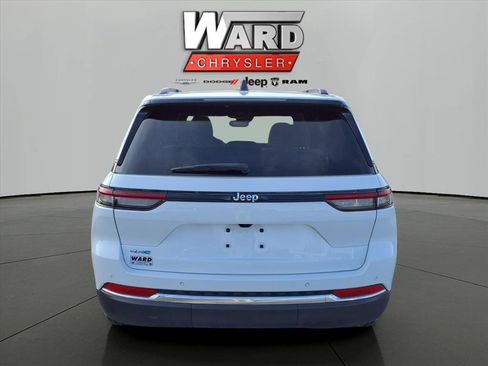 Used 2022 Jeep Grand Cherokee Limited 4xe image 20