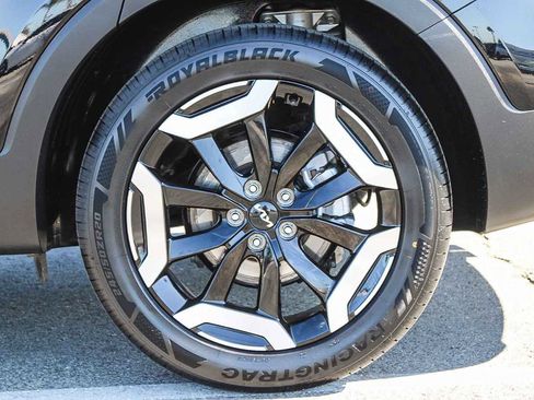 Used 2025 Kia Telluride S FWD image 10