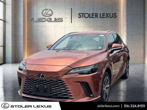 Used 2025 Lexus RX 350 Premium w/ Accessory Package AWD/4WD image 3