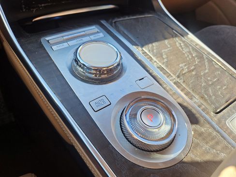 Used 2024 Genesis GV80 3.5T w/ Advanced Package image 14