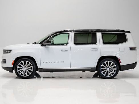 Certified 2023 Jeep Grand Wagoneer Series II AWD/4WD image 27