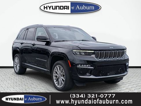 Used 2023 Jeep Grand Cherokee Summit AWD/4WD image 1