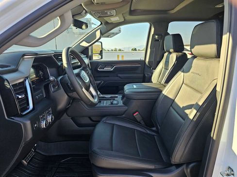 New 2026 GMC Sierra 2500 Denali w/ Denali Reserve Package image 23