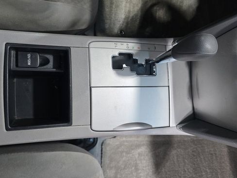 Used 2009 Toyota Camry LE image 26