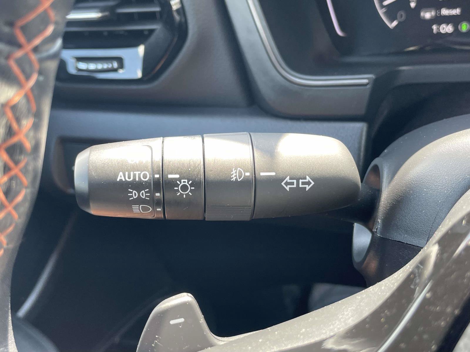 Used 2025 Honda Pilot TrailSport image 19