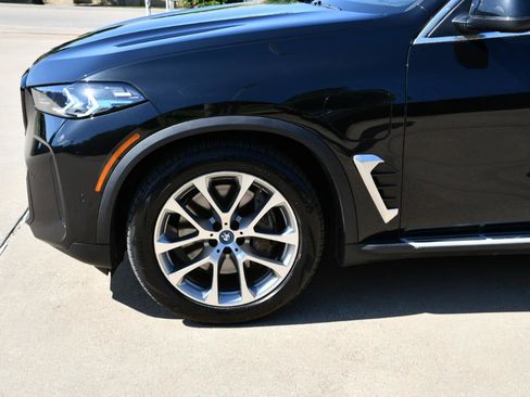 Used 2025 BMW X5 xDrive50e AWD/4WD image 4