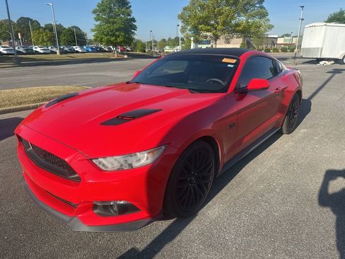 Used 2017 Ford Mustang GT Premium w/ GT Performance Package image 9