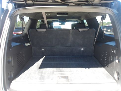 Used 2016 Cadillac Escalade ESV Platinum image 13