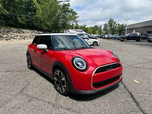 Used 2025 MINI Cooper S FWD image 7