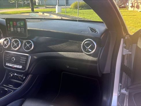 Used 2019 Mercedes-Benz CLA 250 image 21