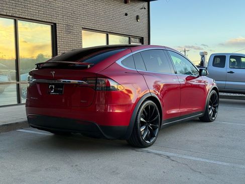 Used 2016 Tesla Model X 75D image 13