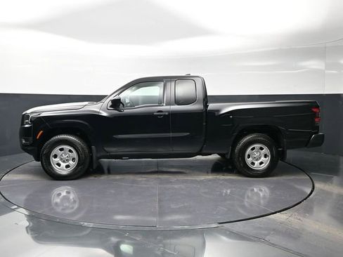 Used 2025 Nissan Frontier S w/ S Utility Package image 8