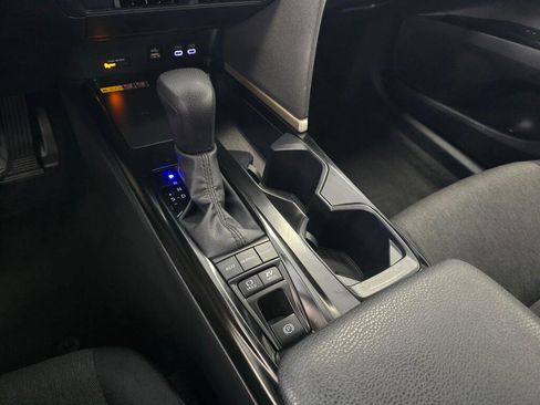 Used 2025 Toyota Camry LE FWD image 33