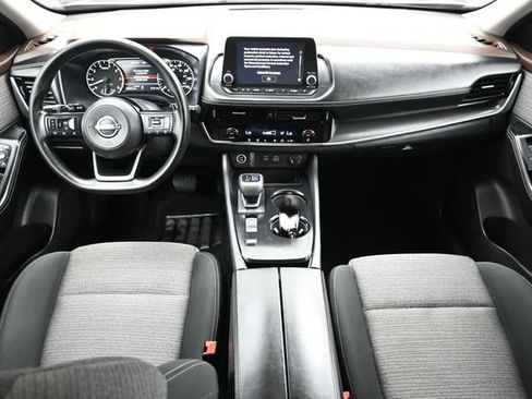 Used 2022 Nissan Rogue SV FWD image 14