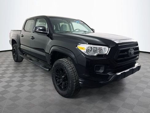 Used 2021 Toyota Tacoma SR image 3