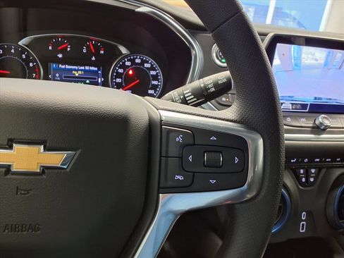 Used 2022 Chevrolet Blazer LT image 27