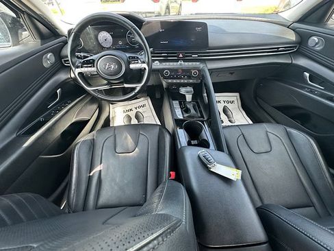 Used 2022 Hyundai Elantra Limited w/ Cargo Package FWD image 18