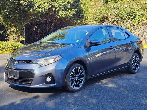 Used 2016 Toyota Corolla S FWD image 3