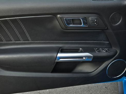 Used 2017 Ford Mustang Premium w/ Equipment Group 201A image 10