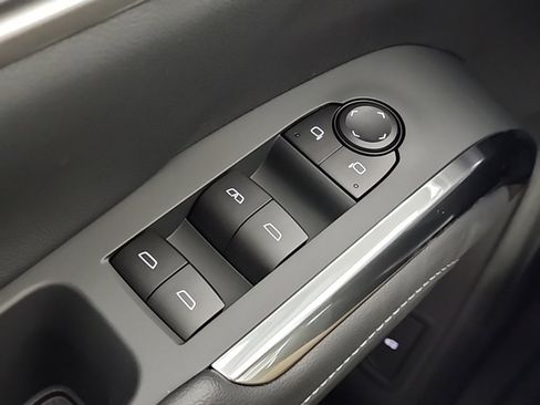 New 2026 Chevrolet Traverse LT w/ Driver Confidence Package image 38