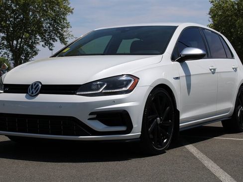 Used 2019 Volkswagen Golf R 4-Door AWD/4WD image 3