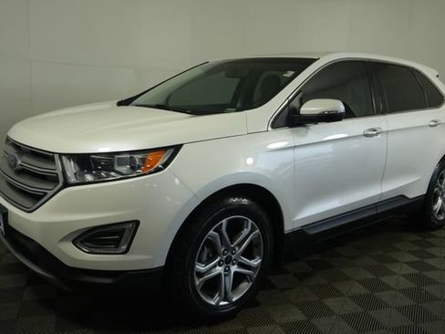 Used 2015 Ford Edge Titanium w/ Technology Package FWD image 7