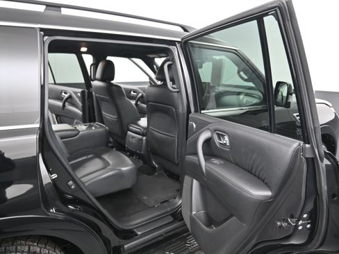 Used 2022 Nissan Armada SL w/ Midnight Edition Package RWD image 20
