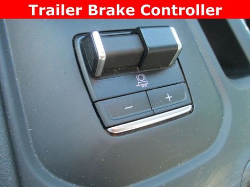 Used 2024 GMC Sierra 3500 Denali w/ Denali Reserve Package image 20