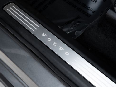 Used 2019 Volvo XC90 T6 Momentum image 21