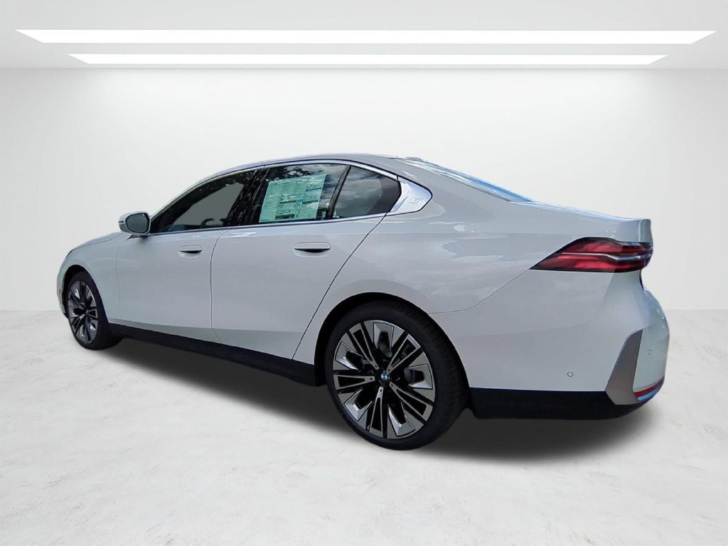 New 2027 BMW 530i w/ Premium Package RWD image 6