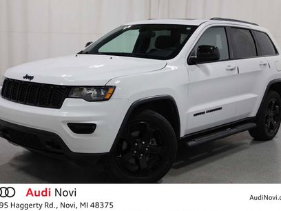 Used 2018 Jeep Grand Cherokee Laredo