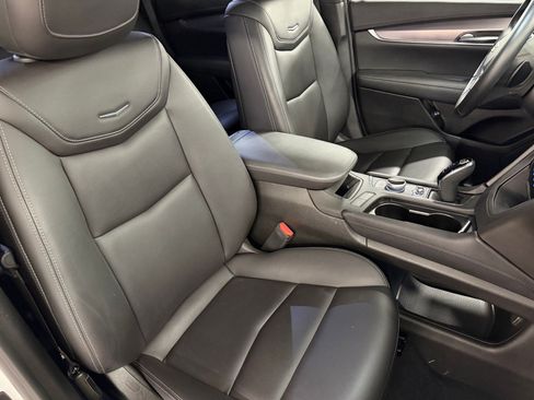 Used 2023 Cadillac XT5 Luxury FWD image 33