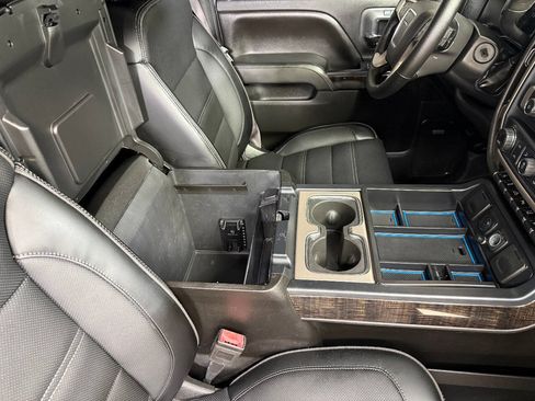 Used 2016 GMC Sierra 2500 Denali w/ Duramax Plus Package AWD/4WD image 28