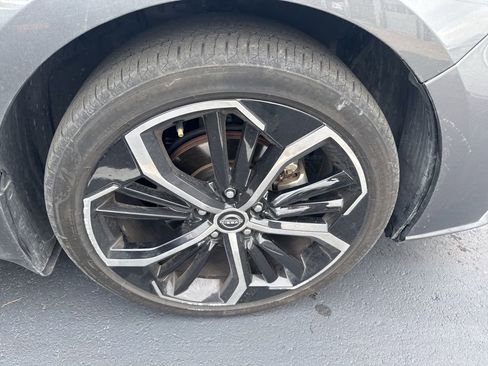 Used 2025 Nissan Altima 2.5 SR image 5