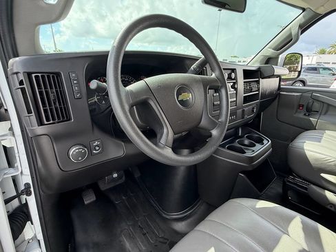 Certified 2024 Chevrolet Express 2500 RWD image 10