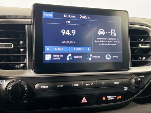 Used 2024 Hyundai Venue SEL FWD image 27
