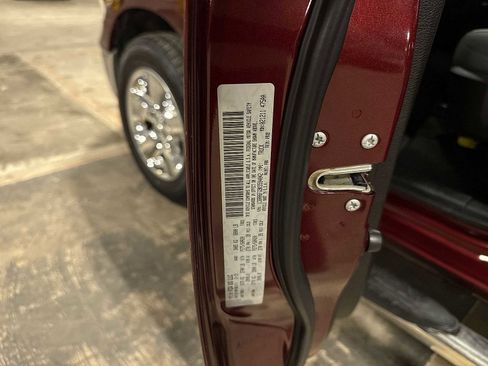 Used 2019 RAM 1500 Tradesman w/ Tradesman SXT Package image 14