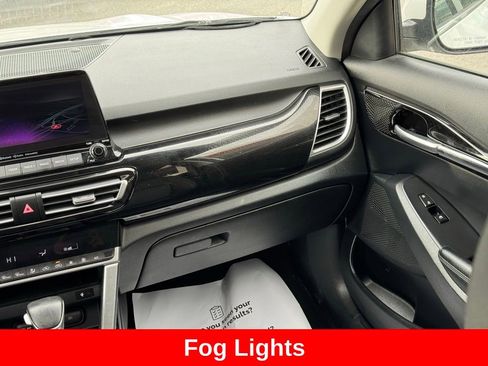 Used 2023 Kia Seltos EX image 22