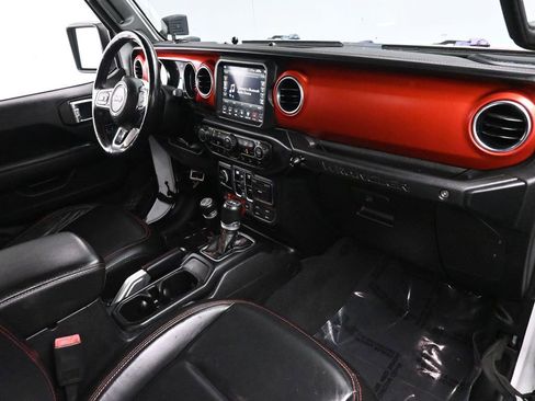 Used 2019 Jeep Wrangler Unlimited Rubicon AWD/4WD image 21