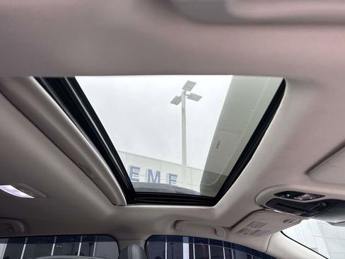 Used 2024 Subaru Outback Limited XT image 8