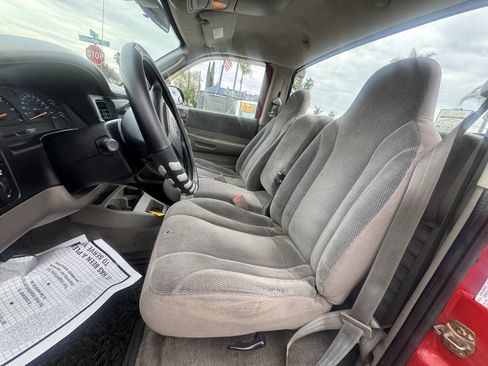 Used 2002 Dodge Dakota Sport image 16