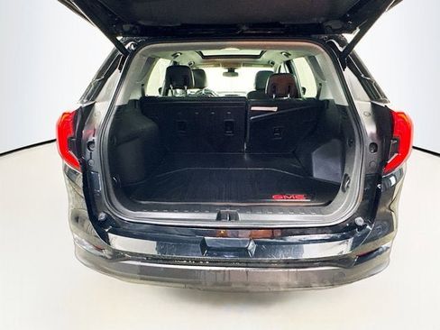 Used 2020 GMC Terrain SLT w/ Preferred Package image 22