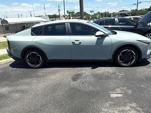 Used 2025 Kia K4 EX FWD image 4