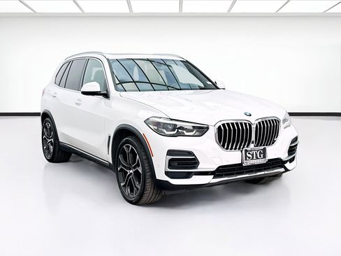 Used 2023 BMW X5 sDrive40i w/ Premium Package RWD image 3