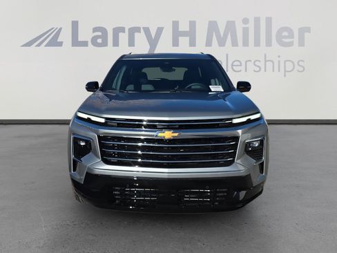 New 2026 Chevrolet Traverse High Country image 8